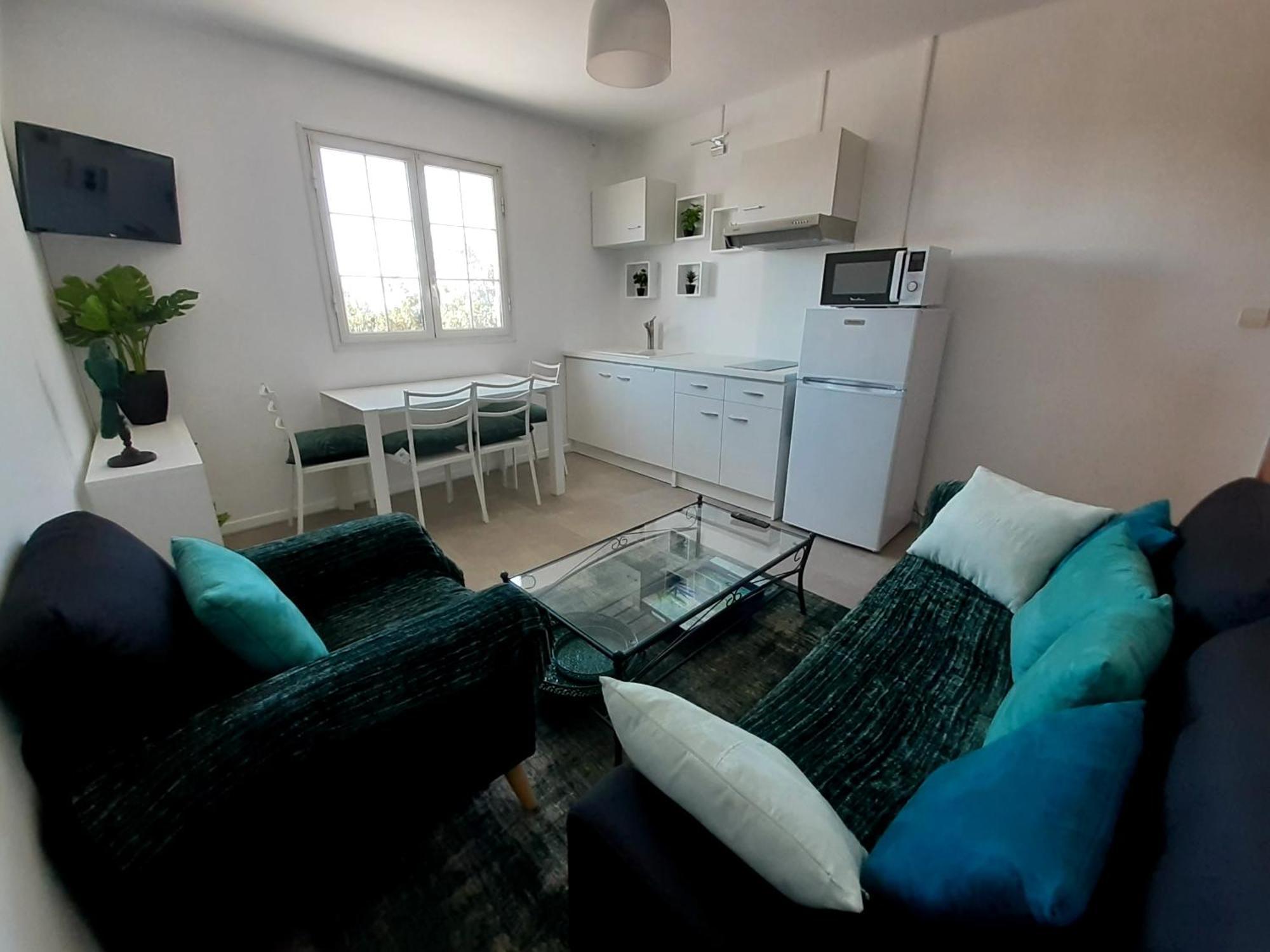 Joli Appartement, Piscine, Jacuzzi Sainte-Suzanne Ngoại thất bức ảnh